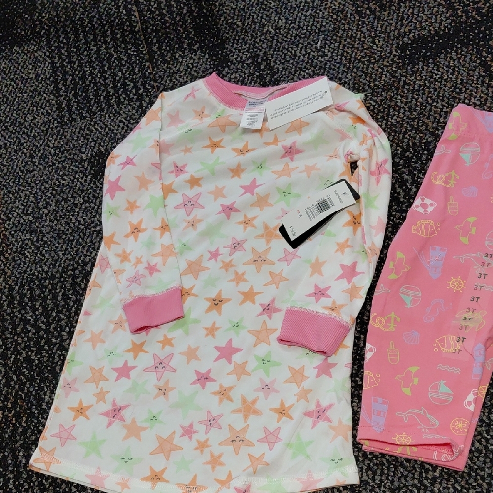 Girls 3t pajamas and one pair of leggings